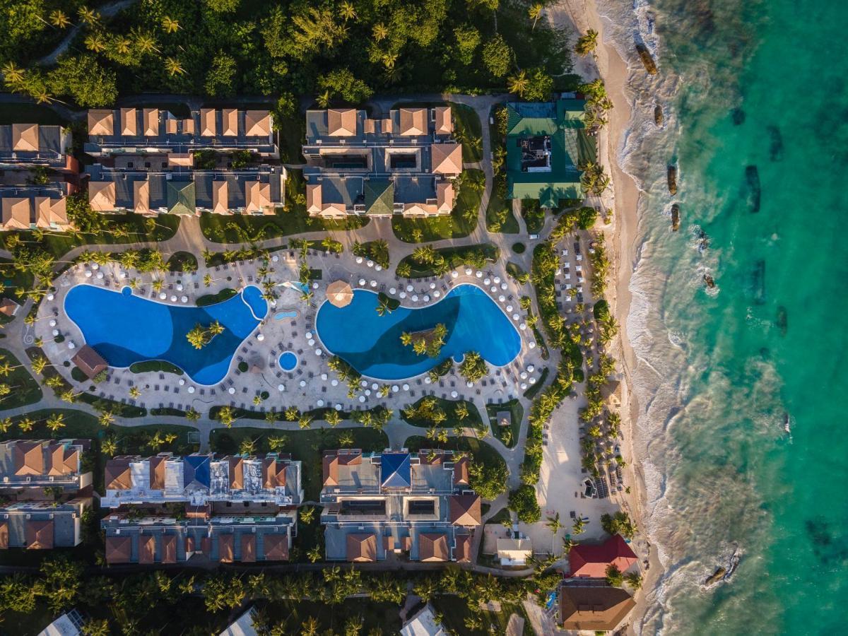 Ocean Blue & Sand Beach Resort 5*