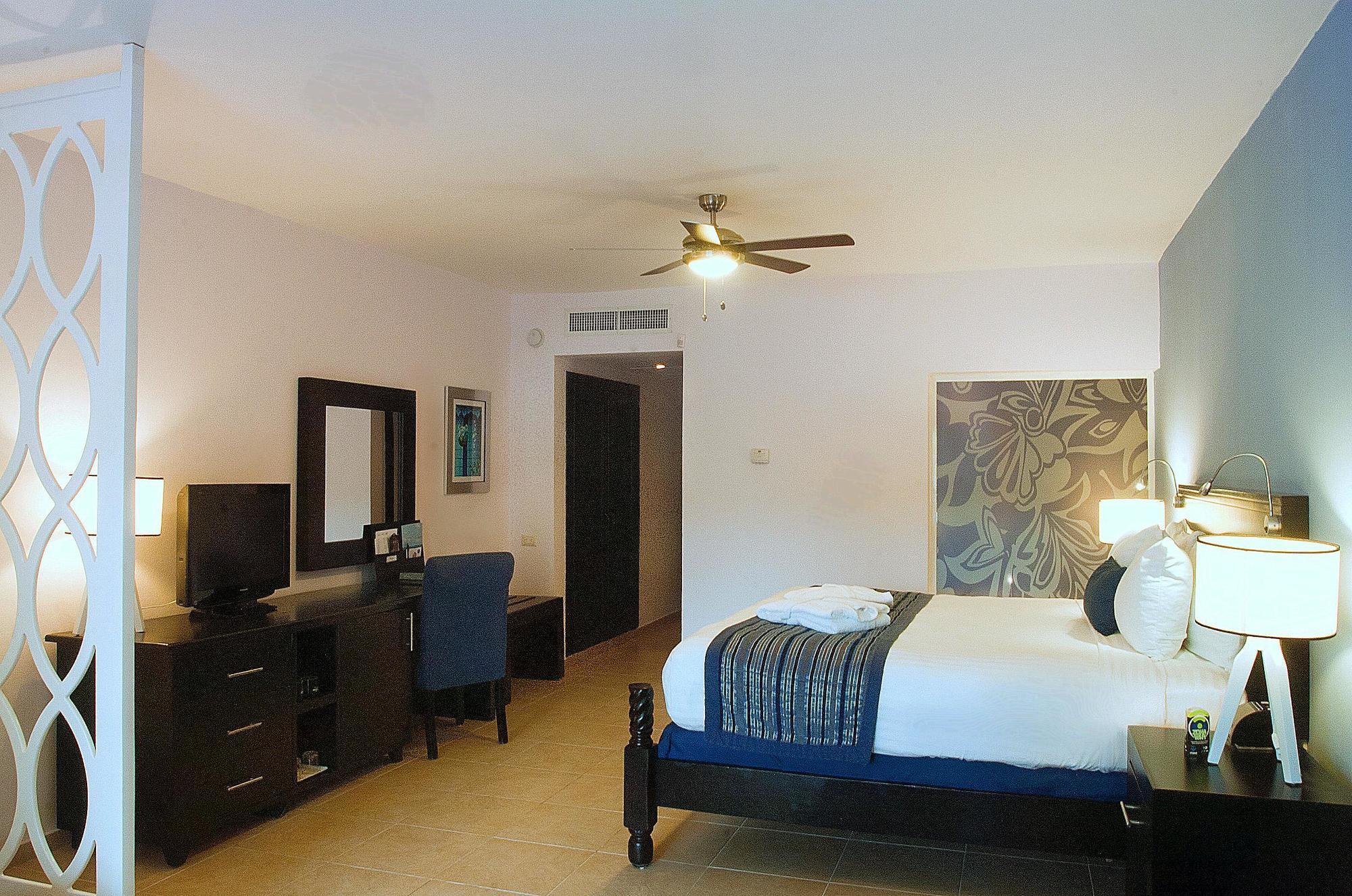 Resort Ocean Blue & Sand Beach Punta Cana